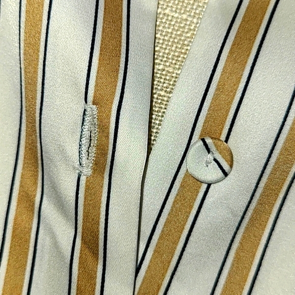 Maison d' Amelie Paris Striped Buttondown blouse - Picture 6 of 10